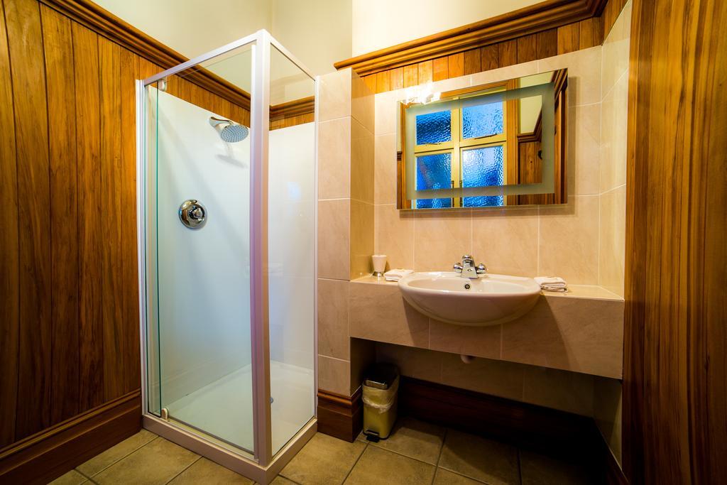 Shady Rest Bed & Breakfast ทาคาคา ห้อง รูปภาพ